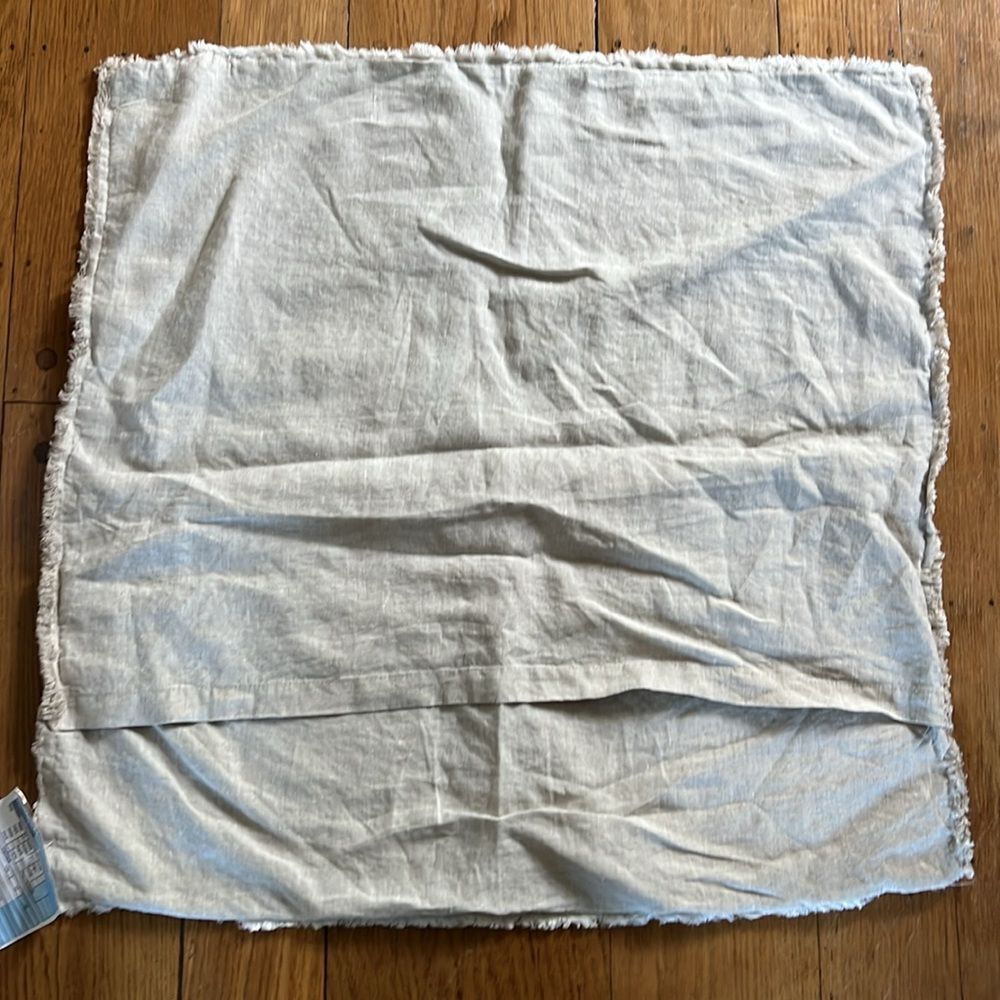 Pottery Barn Fringe Border Stitch Belgian Linen Sham - Picture 8 of 9